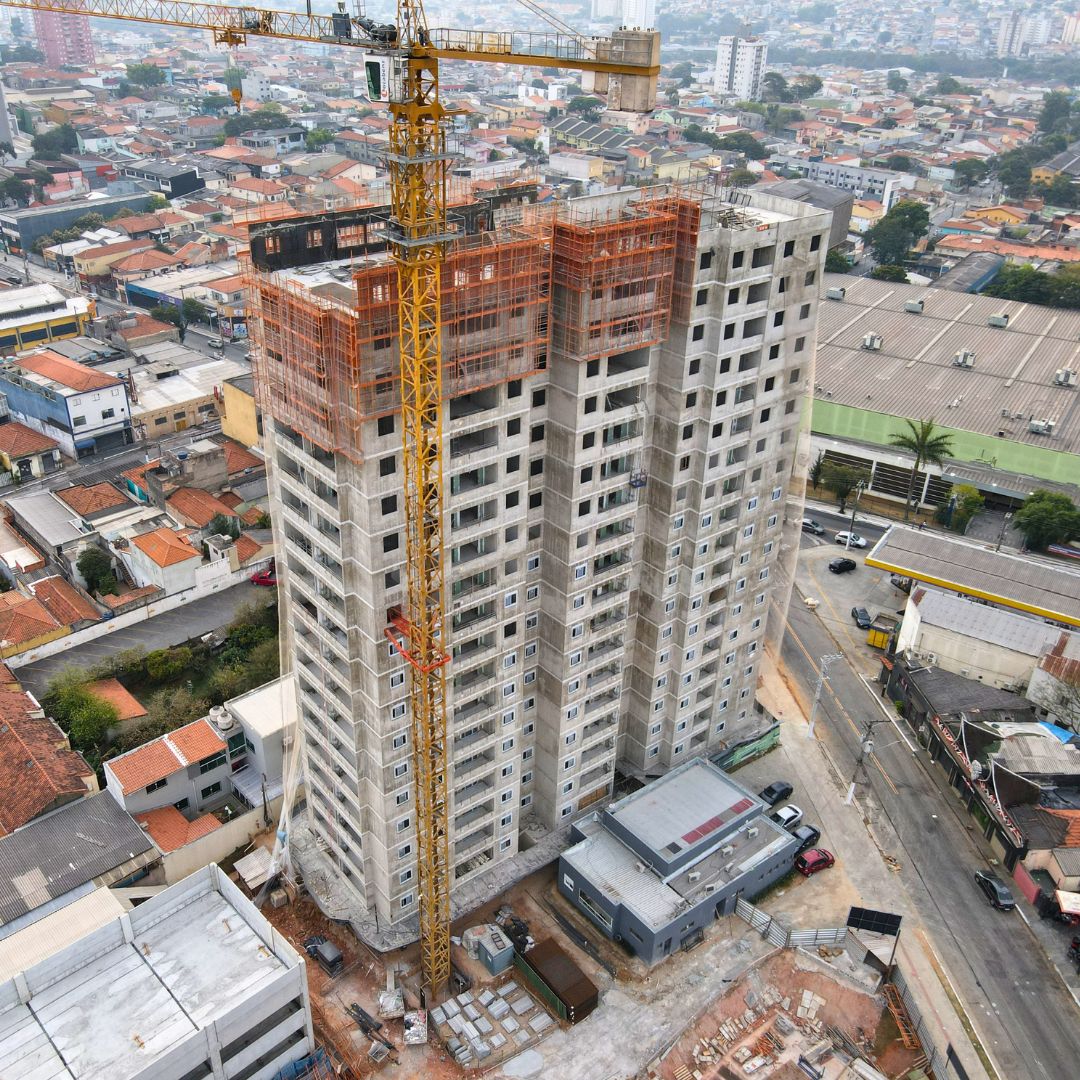 Filmagem com drone em obra de construção civil em São Paulo